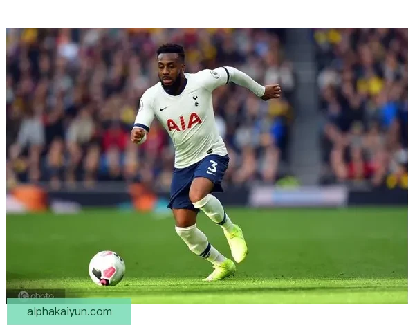 特拉布宗体育进攻套路分析：多样化战术助力球队表现稳健