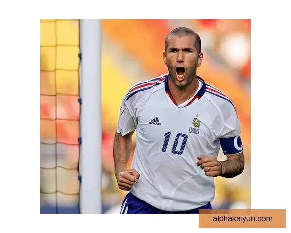 齐达内助攻数据持续稳定，展现出其在场上的卓越视野与能力。