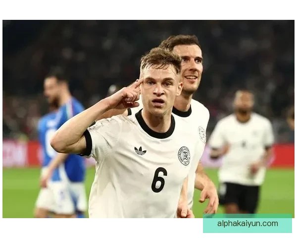 基米希与穆西亚拉在本赛季表现稳健，成为球队关键支柱